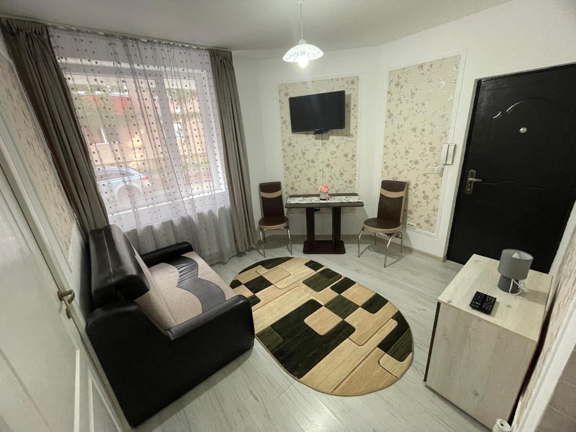 R.M Apartament Lugoj Ngoại thất bức ảnh